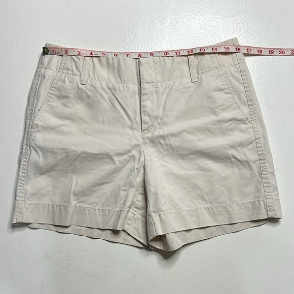 Gap Women's Cream Shorts size 10 - Picture 6 of 8